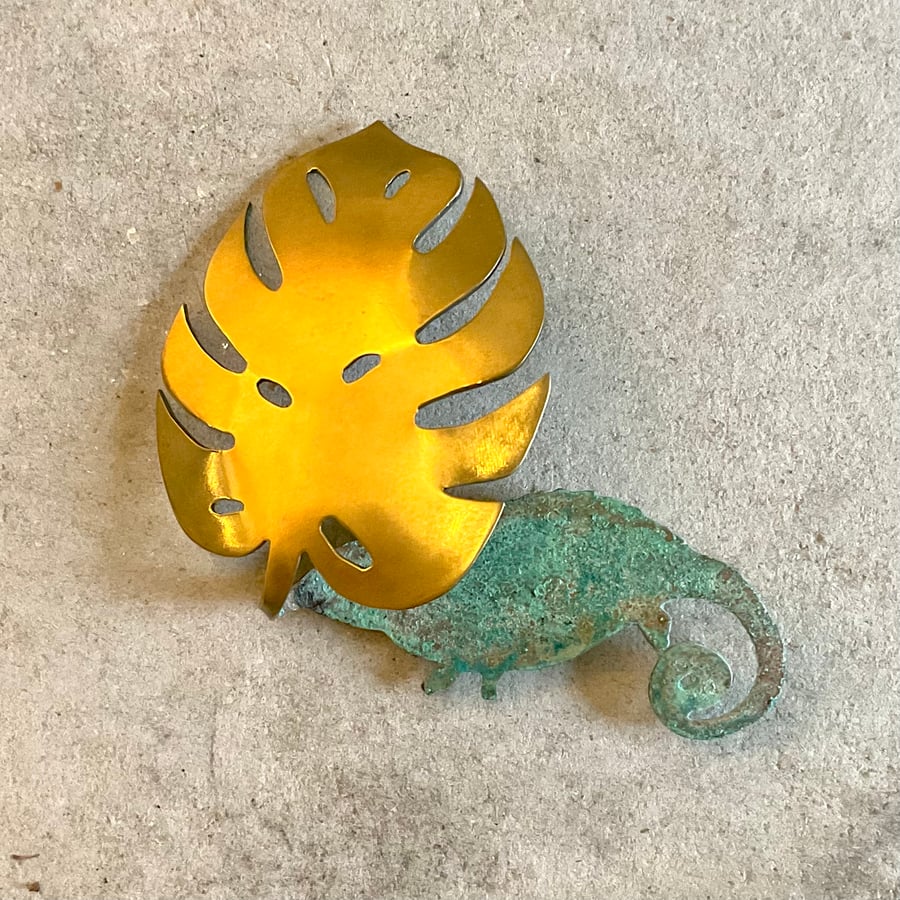 Verdegris brass chameleon brooch 