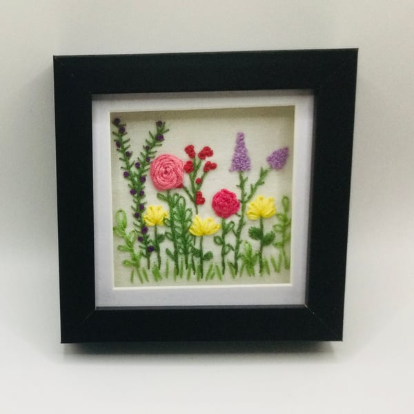 Small and cute hand embroidered wildflowers picture 1