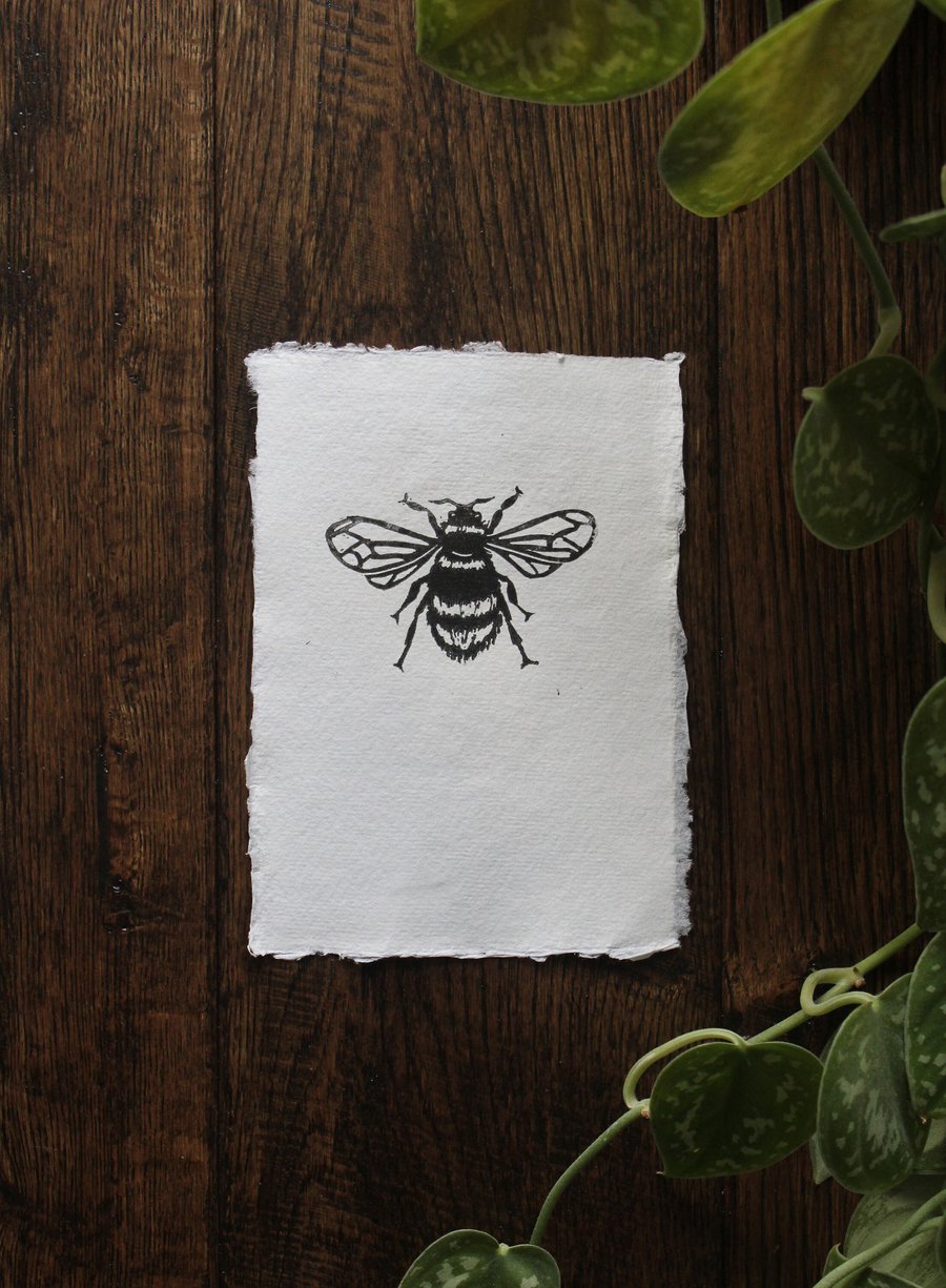 Bumblebee lino print