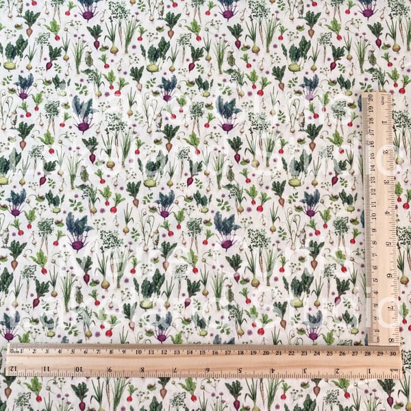 Thanksgiving Acufactum cotton quilt fabric from quarter metre