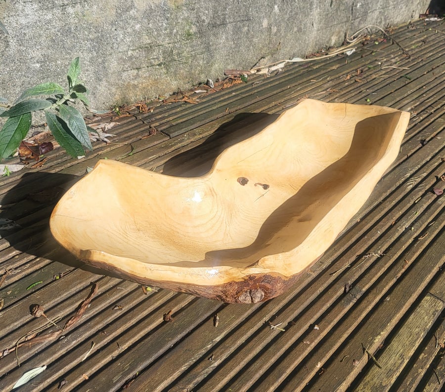 Hand carved wooden bowl 