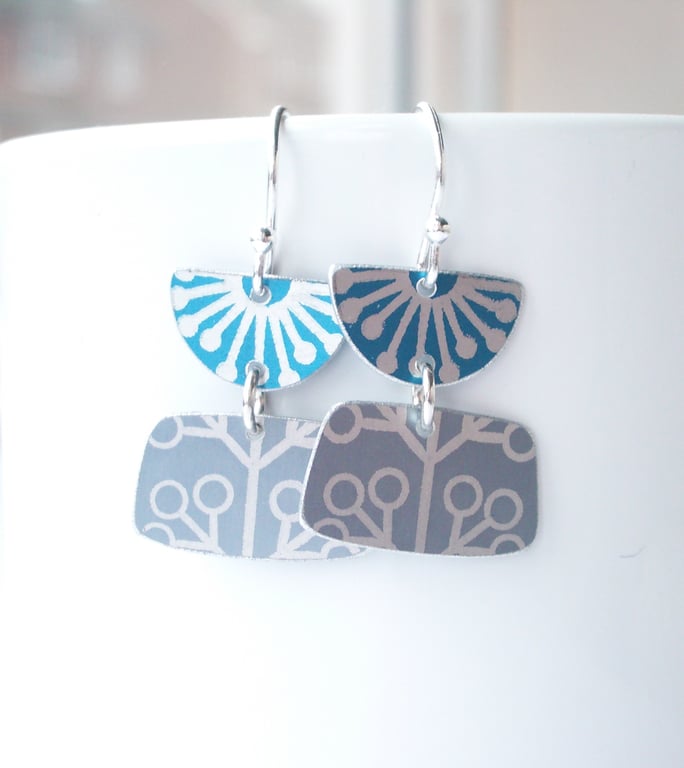 Blue and grey retro flower earrings 