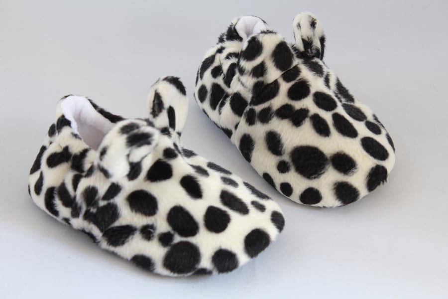 Toddler size 6 Dalmatian print faux fur teddy slippers, kids slippers.