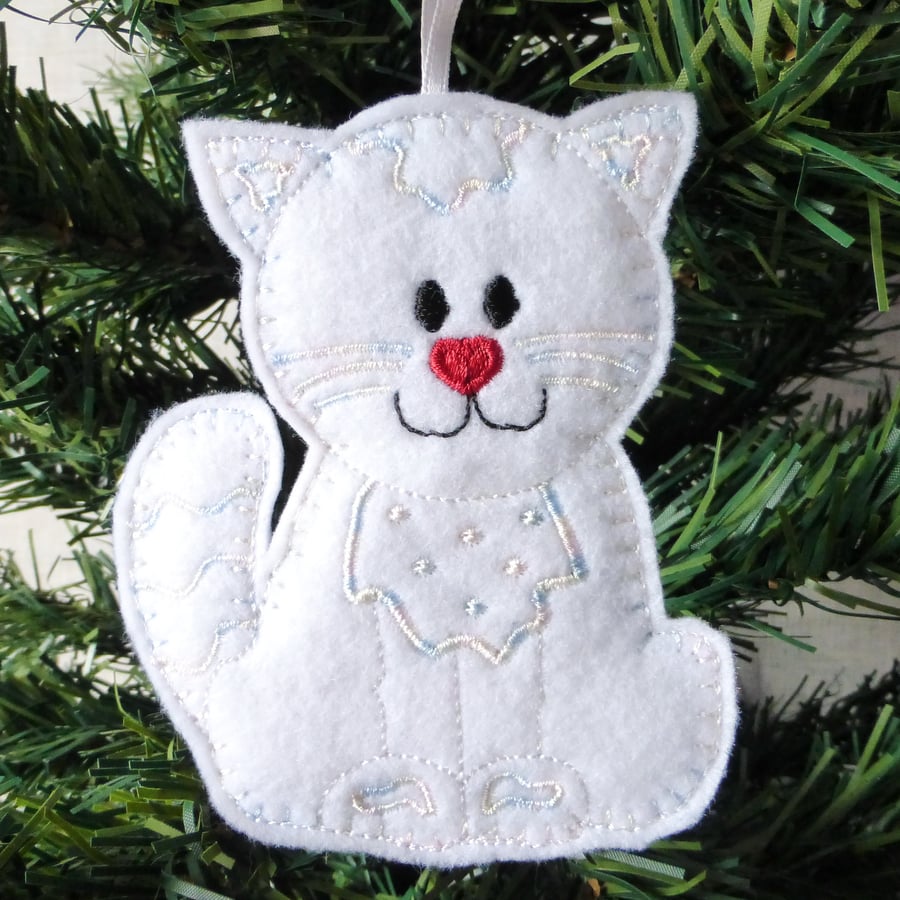 Cat decoration, white felt. Made to order