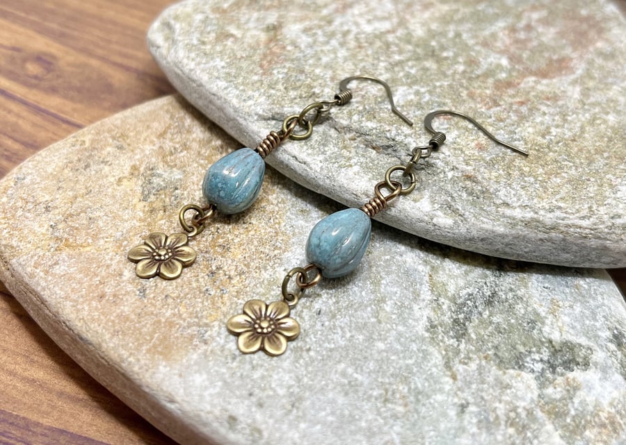 Sky blue and bronze beaded flower earrings