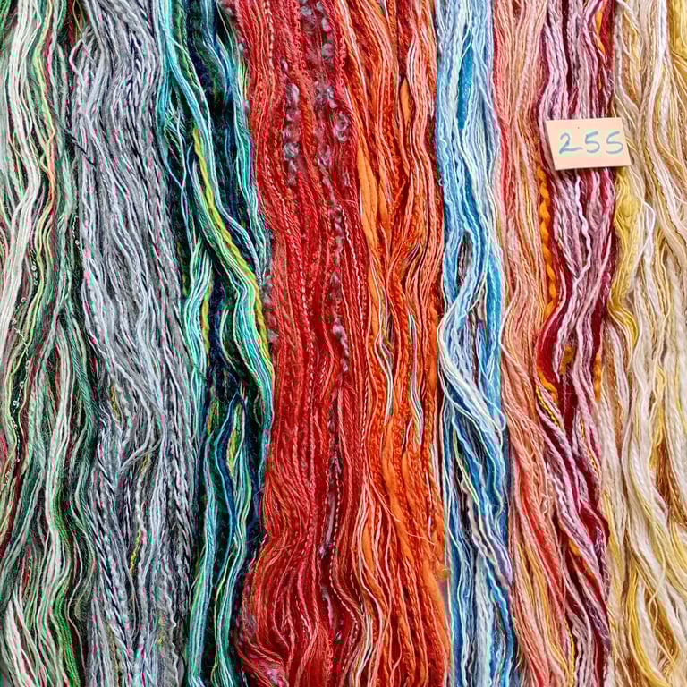 Weaving yarns, thrums and fibres, textured creative threads