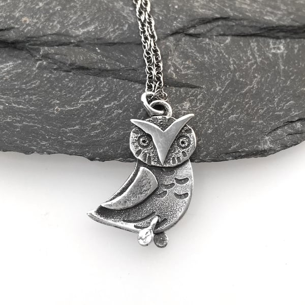  Sterling silver stylised owl pendant and chain
