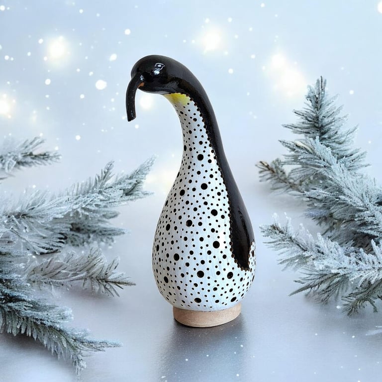 Percy Penguin Gourd Lamp