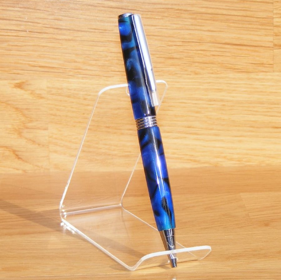Pen. Blue & Black Acrylic with chrome plated twist action hardware (P009)