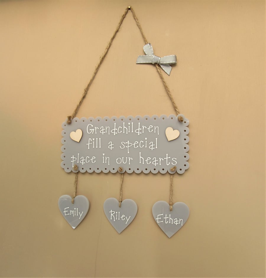 Personalised Grandchildren Sign -Grandchildren fill a special place in our heart