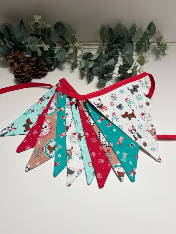 Handmade Fabric Bunting 10 Flags in Christmas Dogs Design