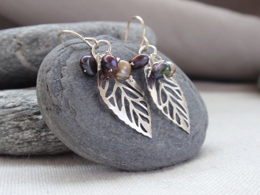  Silver Leaf Earrings with freshwater pearls in brown and grey