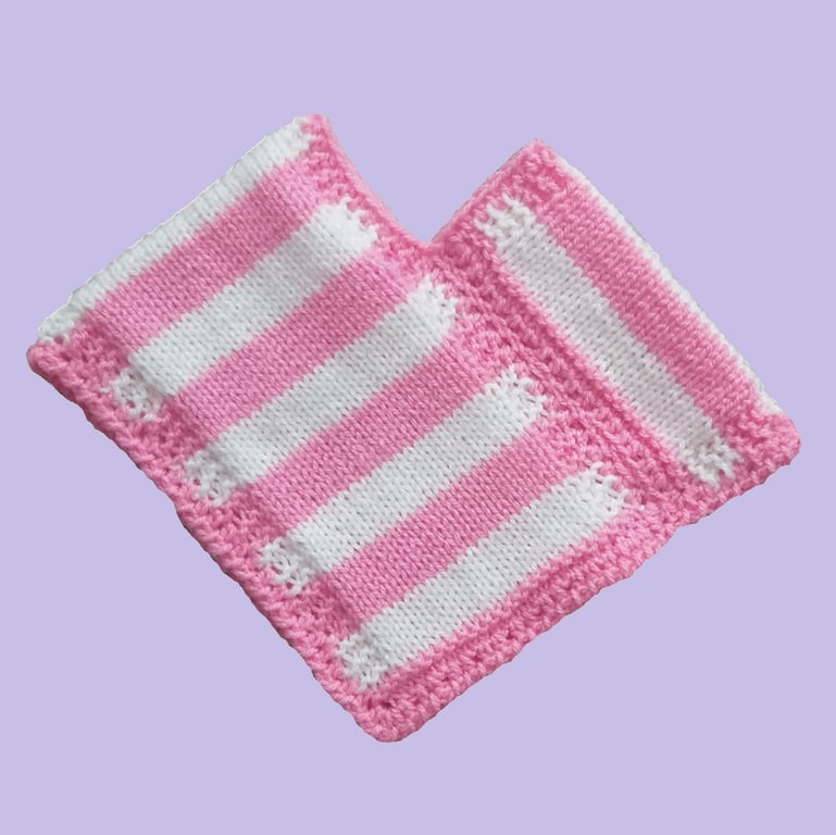 KNITTING PATTERN PDF Fondant Cream Poncho for Baby
