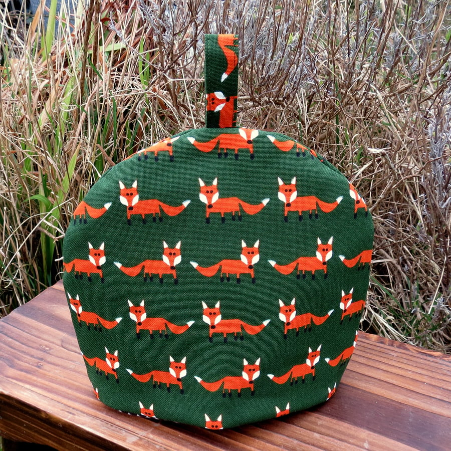 Tea for one!  A whimsical fox tea cosy, size small.  To fit a one cup teapot.