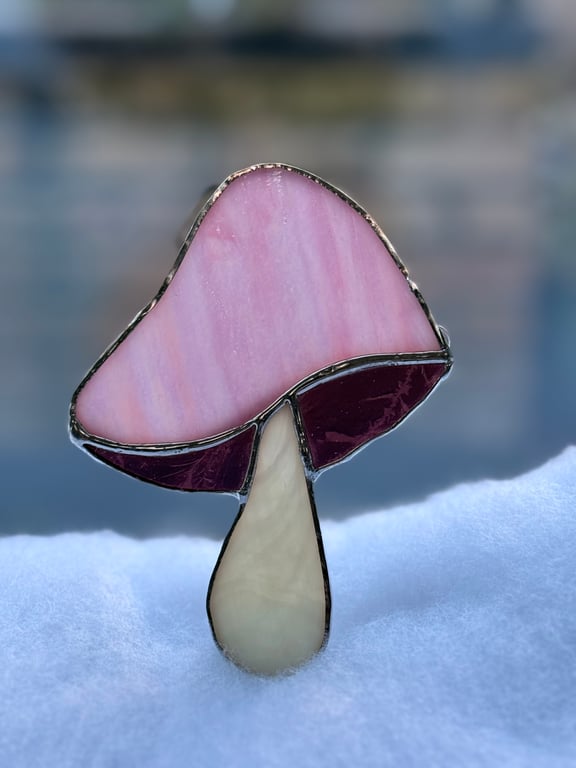 Stained glass mushroom - irridescent pink cap with textured maroon gills