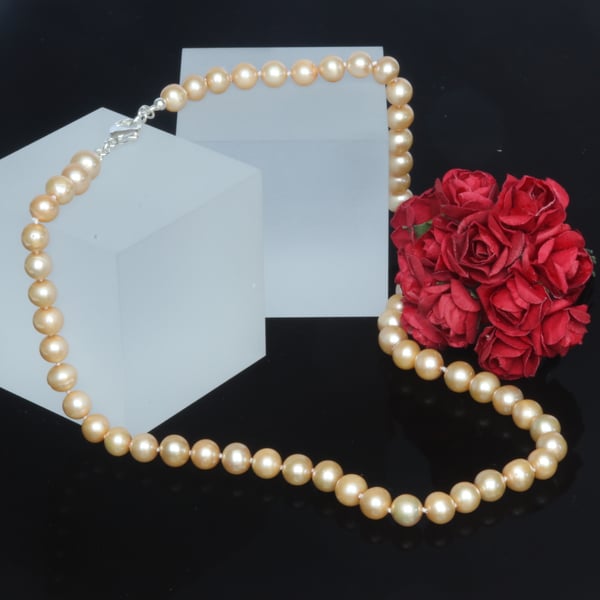 Light Golden Yellow Freshwater Pearl Necklace