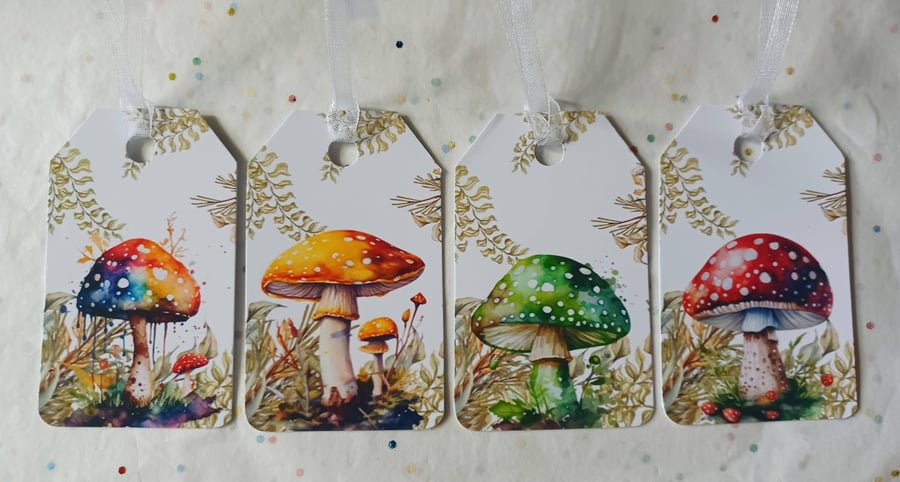 Set of 4 Toadstool Gift Tags