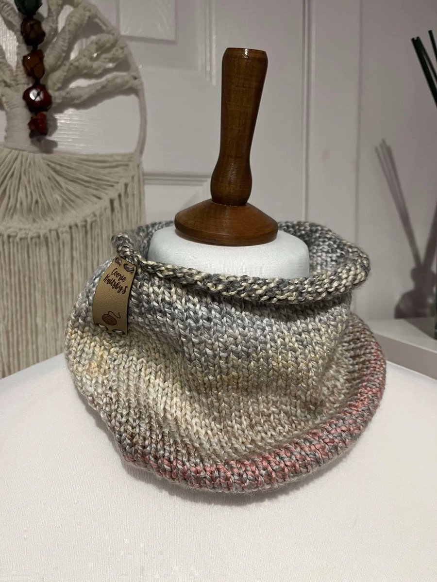 Chunky Neck warmer Cowl Beige and Pink cowl 60cms x 20 cms