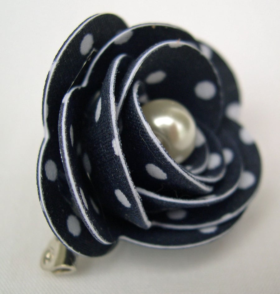 Hardened Fabric Ditsy Floral Rose Brooch Navy Polka Dot