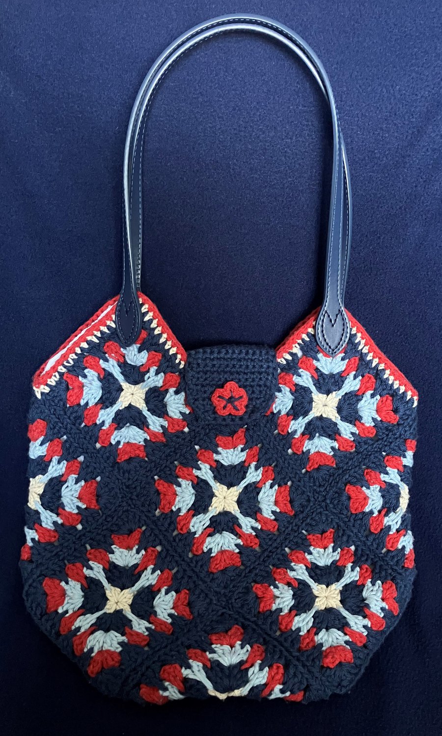 Granny square tote bag Navy Blue – magnetic tab top closing
