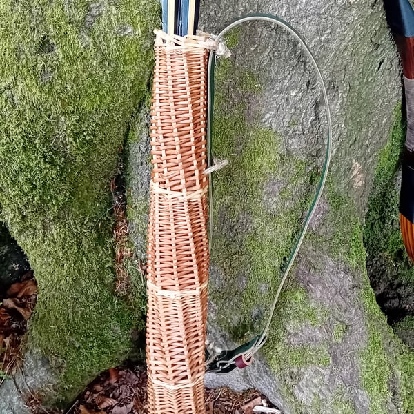 Wicker arrow quiver