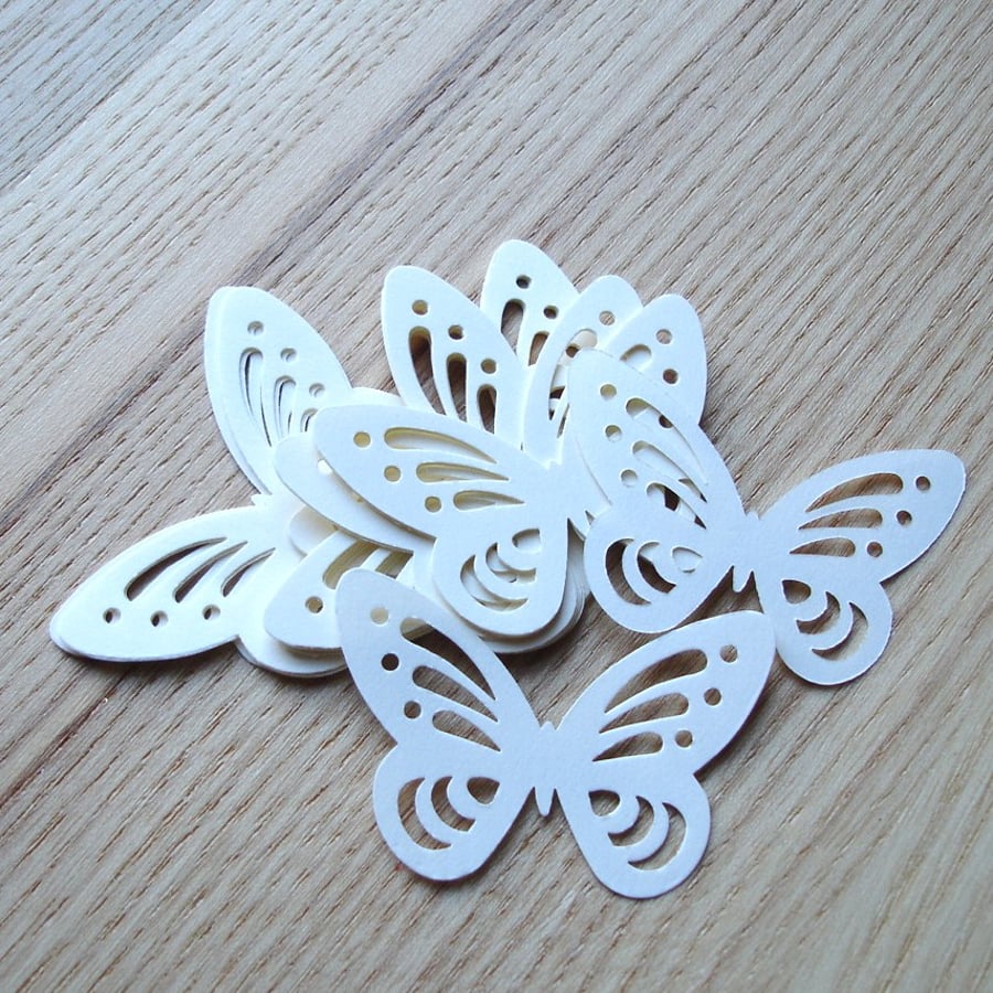 24 Cream Butterfly Confetti