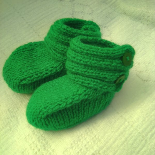 Knitted Baby's Boots with 2 Buttons, Baby's Boots, Baby Shower Gift, Custom Make