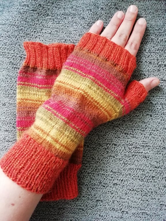 Fingerless Gloves - Hand Knitted - Autumn