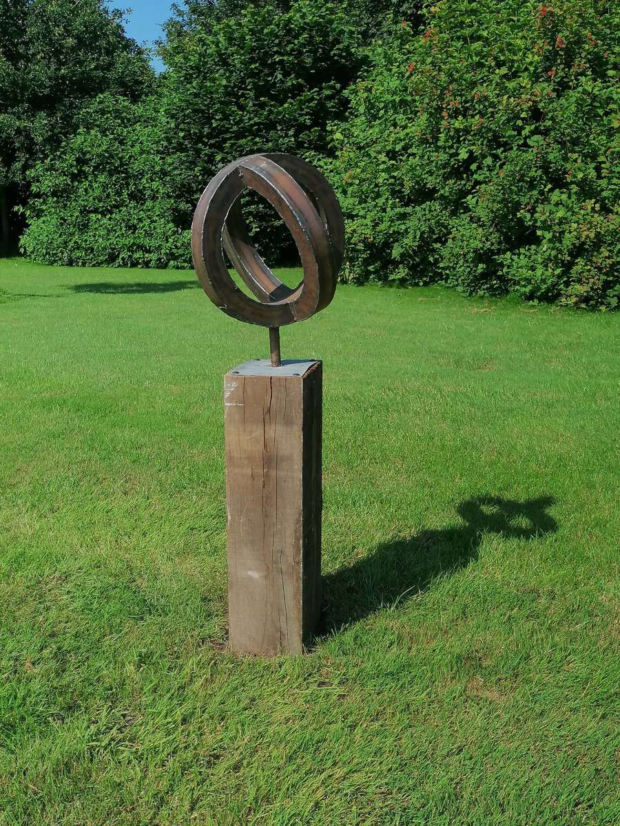 Garden sculpture decoration outdoor modern metal art - Globe medium