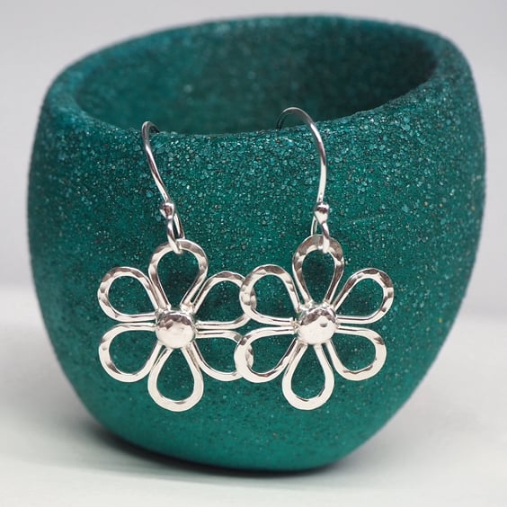 Silver Daisies Earrings, Pair of Spring Flower Earrings, Dangle Earrings