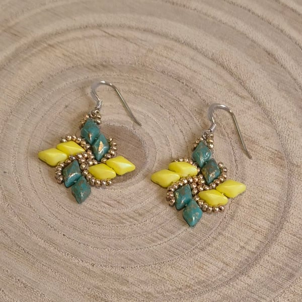 Swirl beaded sterling silver earrings, Elegant artisan jewellery (EAR-0003)