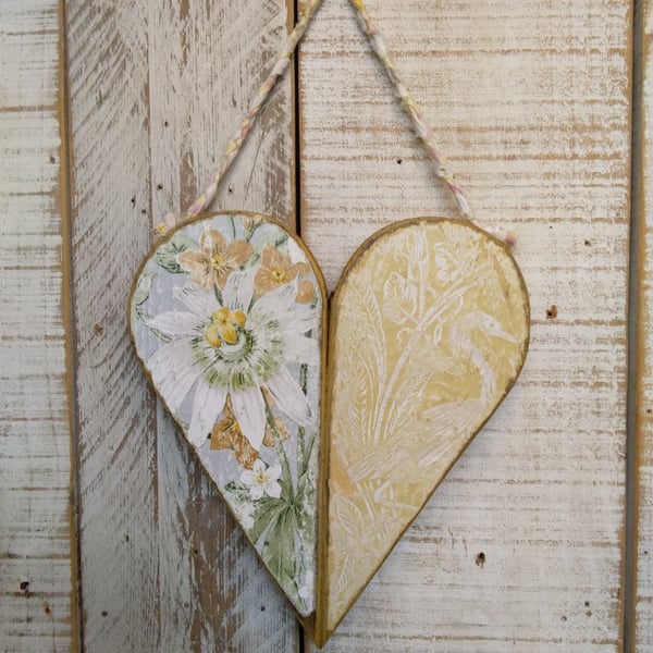 Decoupage Wooden Wildflower Heart