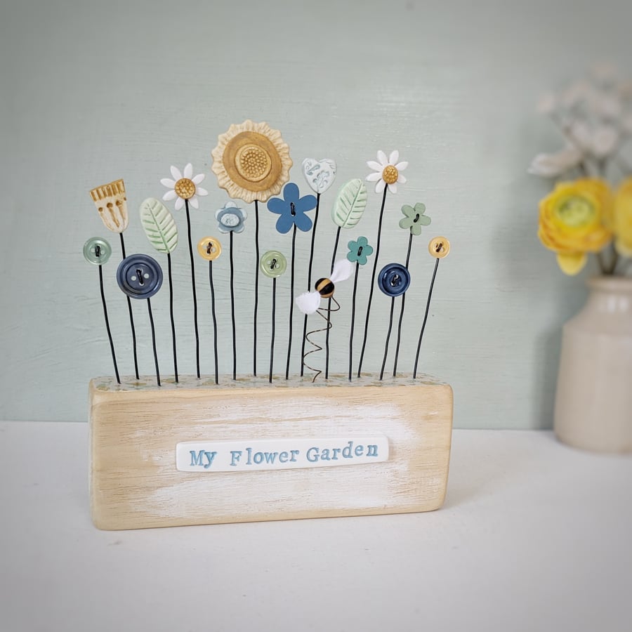 Clay and Button Flower Garden with Bee in Wood Block 'My Flower Garden'