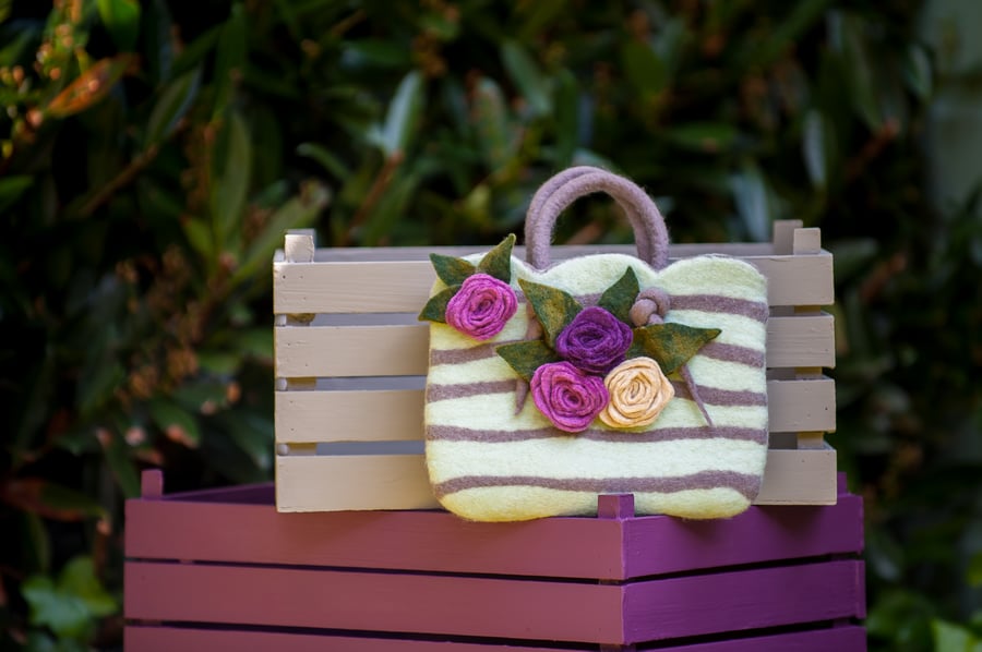 Felt Bag Making  PDF Pattern & Tutorial Regalilys Putting on the Ritz Bag