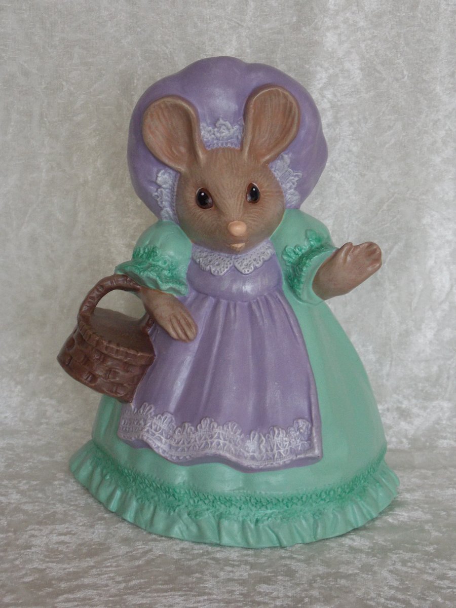 Hand Painted Large Ceramic Green Lilac Mother Mouse With Brown Basket Ornament.