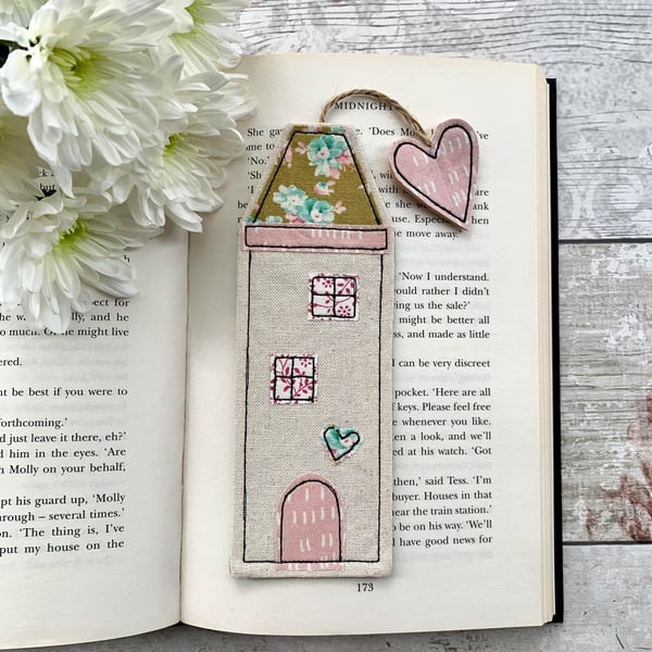 Bookmark, Tall house bookmark