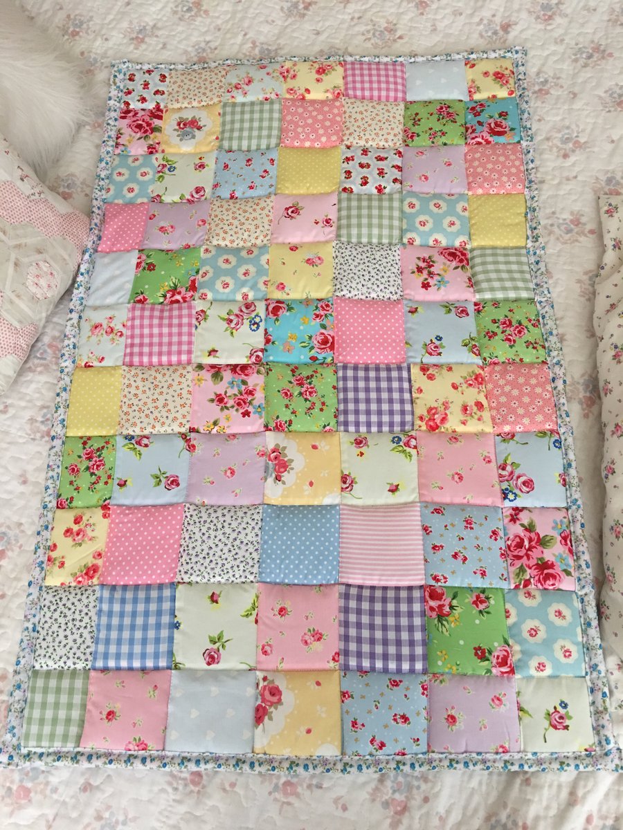 Patchwork quilt,Bedspread with floral trim and back 
