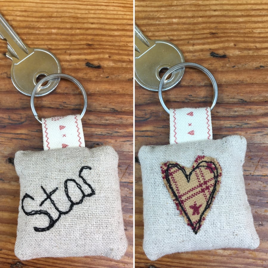 Star & heart key ring - linen & lavender - Embroidered keyring - Rustic hearts