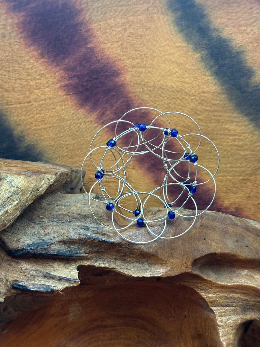 MANDALA - ( WIRE MANDALA, FOR MEDITATION AND DECORATION)