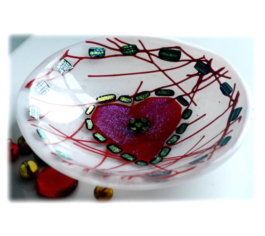 Fused Heart Glass Bowl Round 12cm Red Dichroic 029