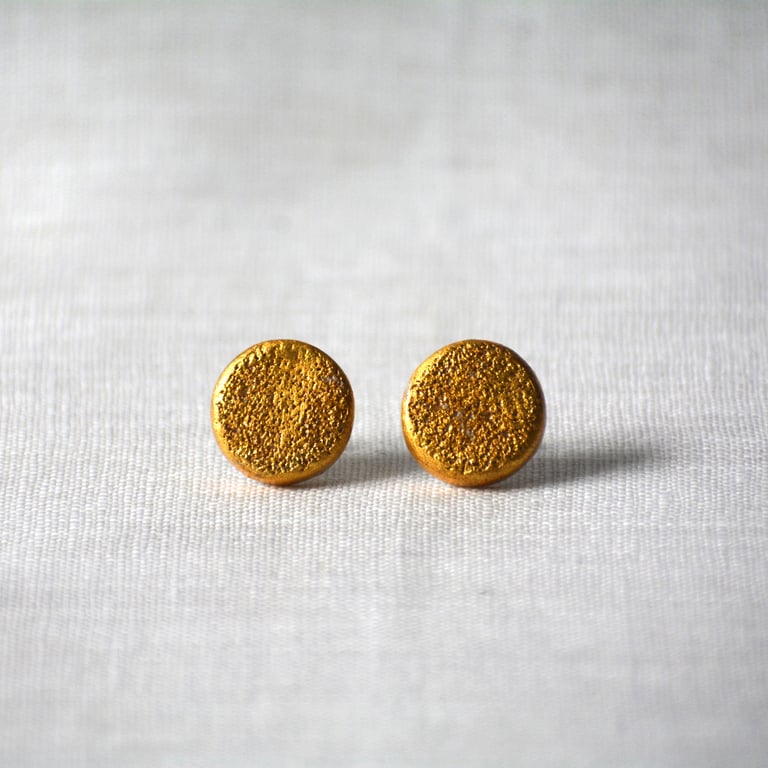 Textured porcelain earrings with gold leaf