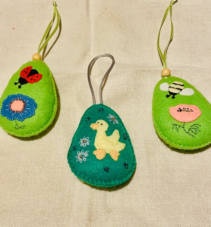 perfectly imperfect, Felt hanging 3 Easter  egg  decorations 