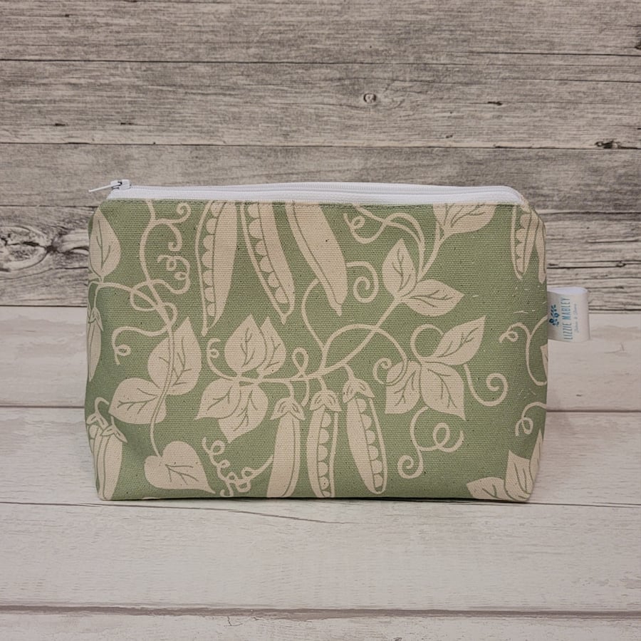 Pea Fabric Cosmetic bag