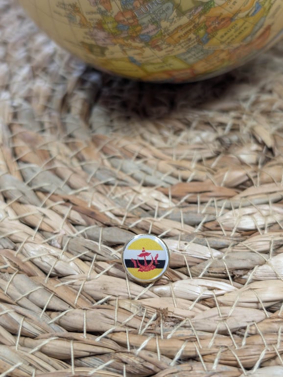 Brunei Flag Map Pin – Southeast Asia Travel Map Push Pin for Wooden Maps, Brunei