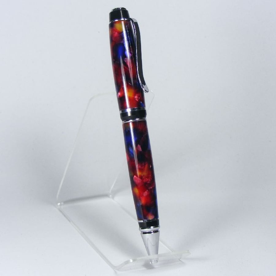 Fat Cigar Pen - Chrome plated trim - 'Red Chip' Acrylic. (P015)