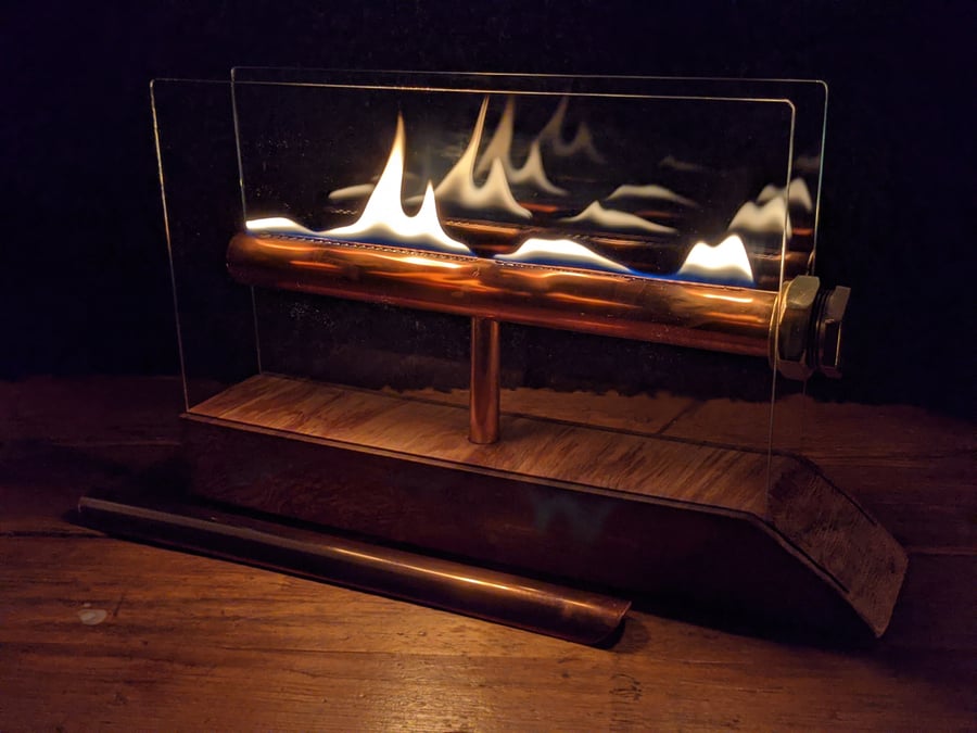 Indoor-outdoor Tabletop Oil Lamp