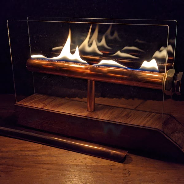 Indoor-outdoor Tabletop Oil Lamp