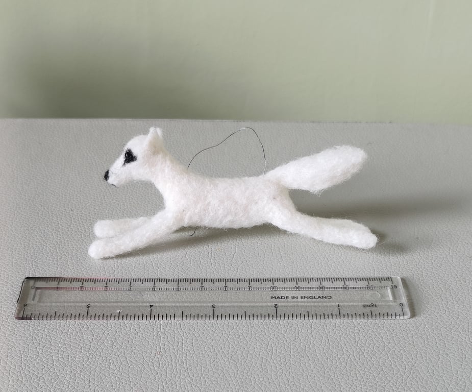 Arctic Fox jumping hanging decorations