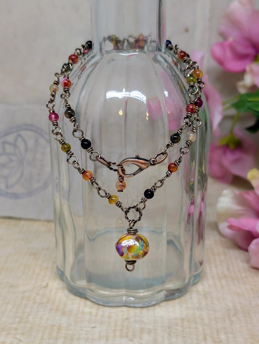Multicoloured agate necklace with copper wirework and glass pendant 