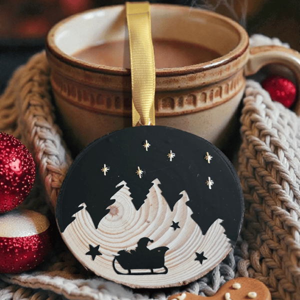 Wooden christmas tree decoration